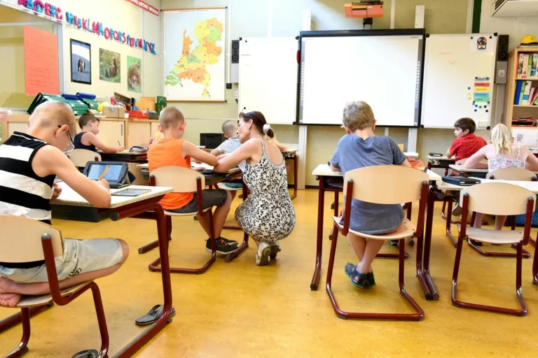 Projet bien-être à l'école pour les élèves Intervention d'Huna pour un projet bien-être à l'école pour les élèves en favorisant l’épanouissement et la réussite.